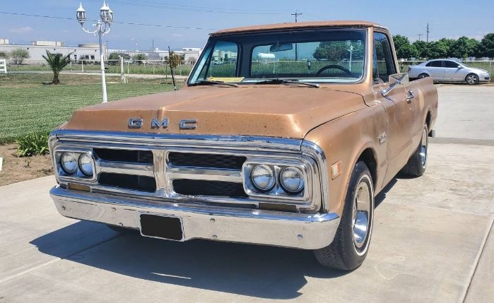 Vehicle photo