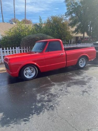Vehicle photo