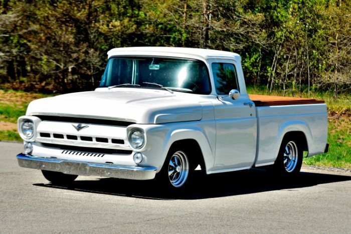 Vehicle photo