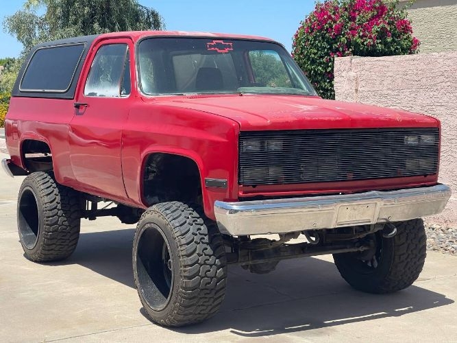 Vehicle photo